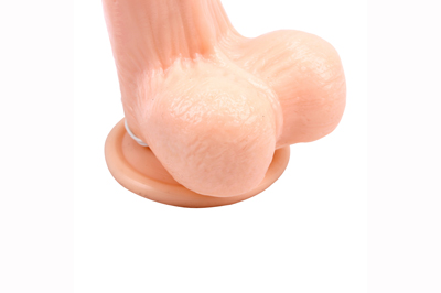 AMES-DEEN-8-5-Vibrating-Dildo-3